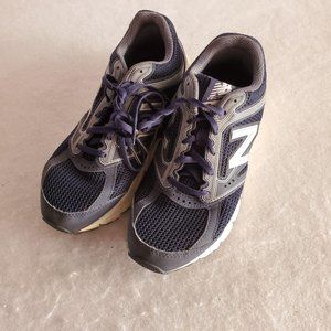 Womens New Balance running shoes 460v2 size 8